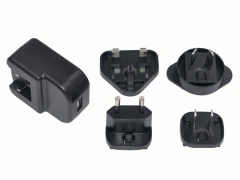 multi plug universal travel charger 4 international plugs adaptor